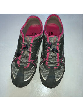 Women's ECCO Gray Pink Athletic Shoes US 10-10.5